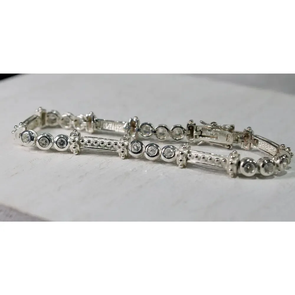 Vintage Women's Sterling Silver 925 & Cubic Zirconia CZ Tennis Bracelet - Picture 8 of 10